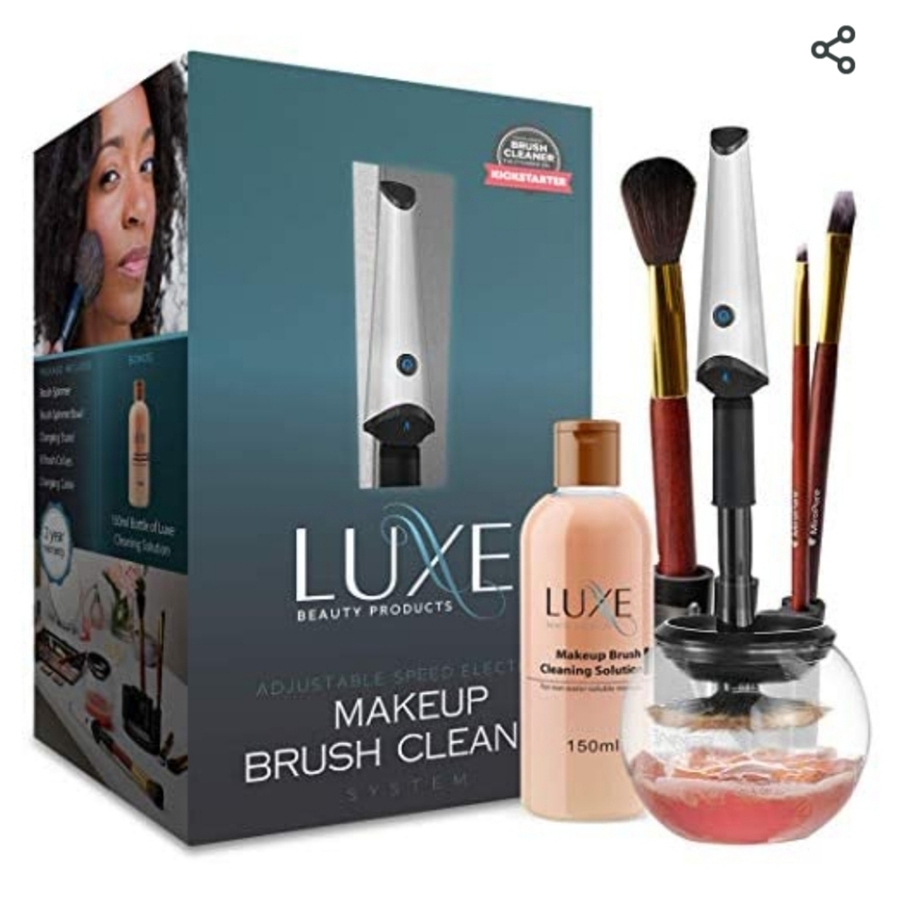 Luxe makeup brush cleaner system